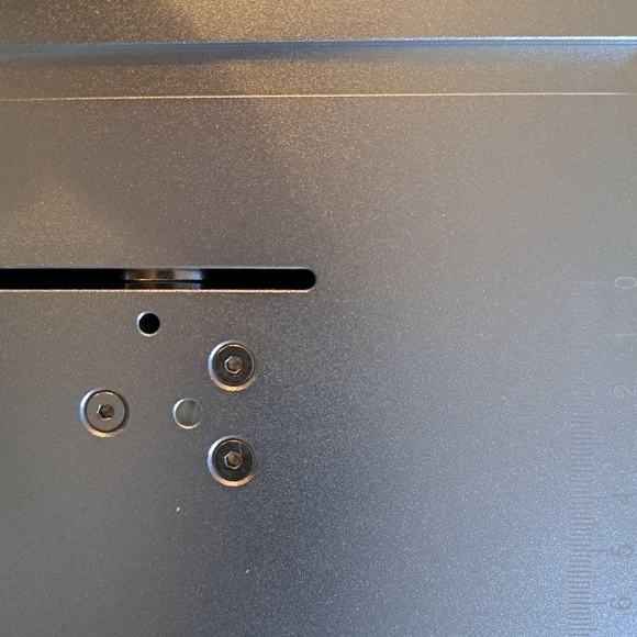 Mini table saw - Picture 3 of 9